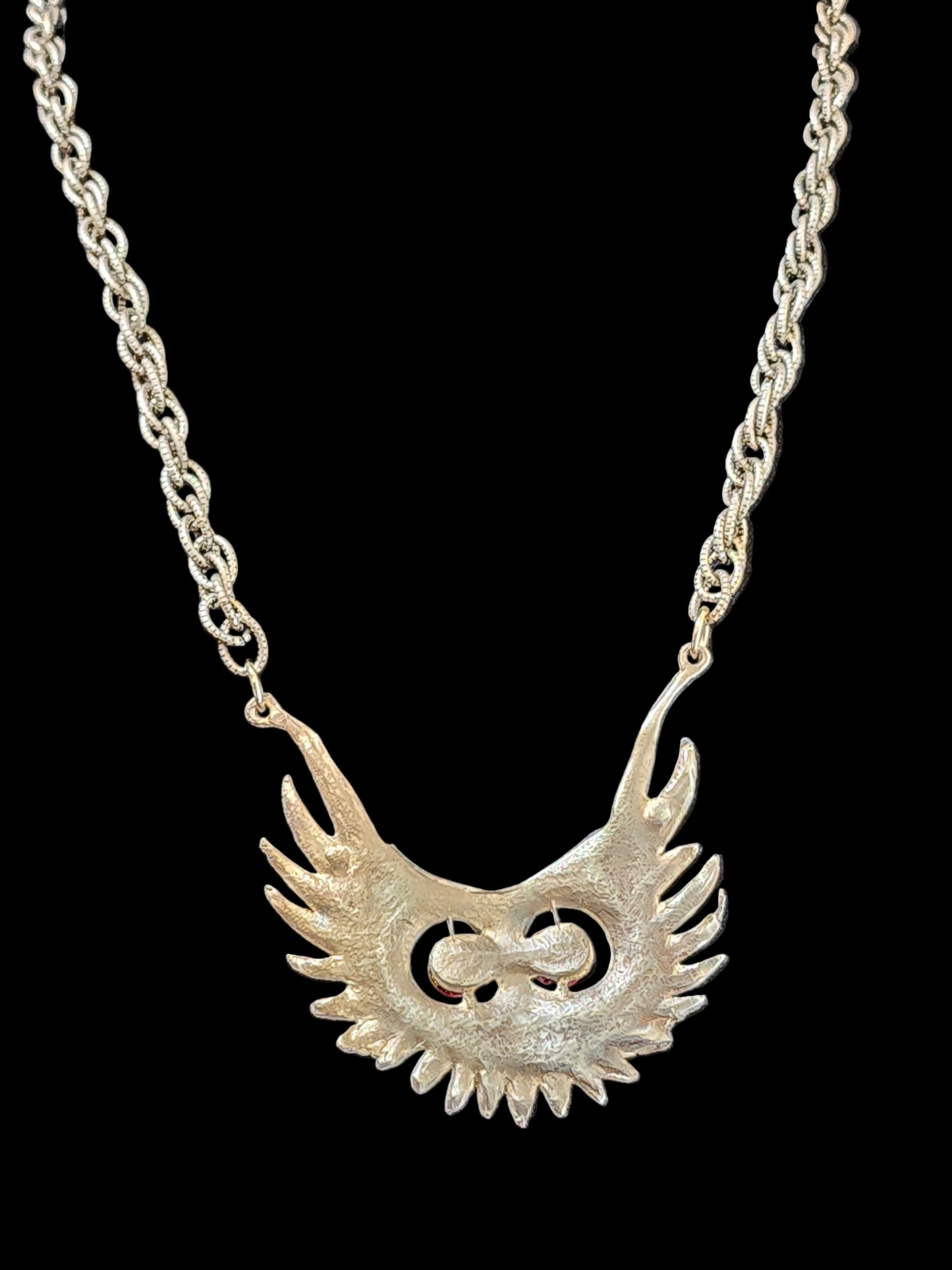 Vintage 1970s White Owl Pendant Gold Chain Necklace