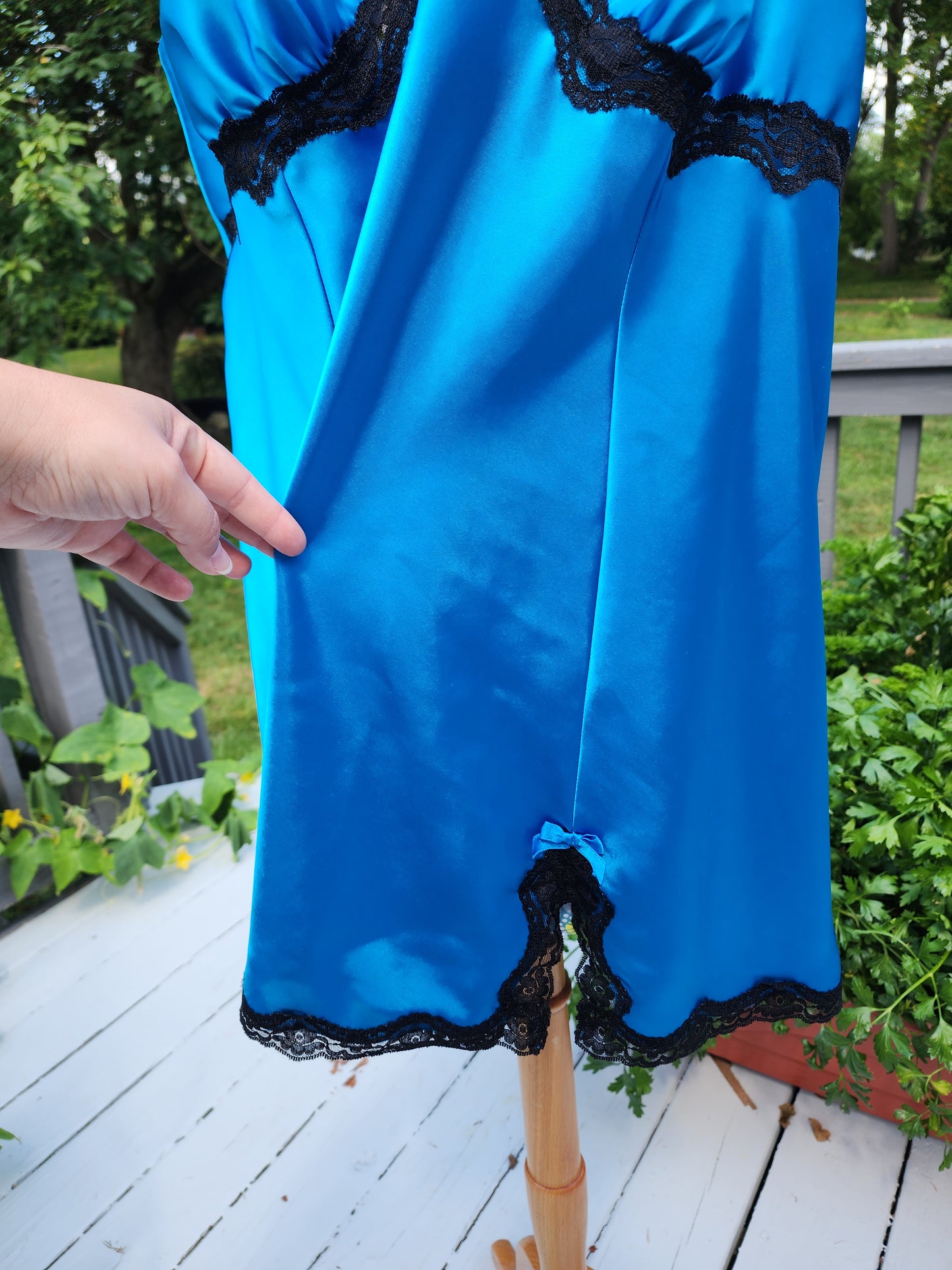 Size 18/20 Sexy Blue Satin Lingerie Dress With Black Lace