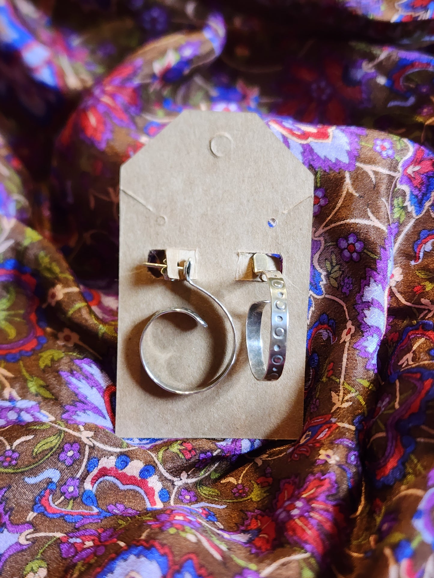 Vintage handmade sterling silver medoum sized swirly hoops