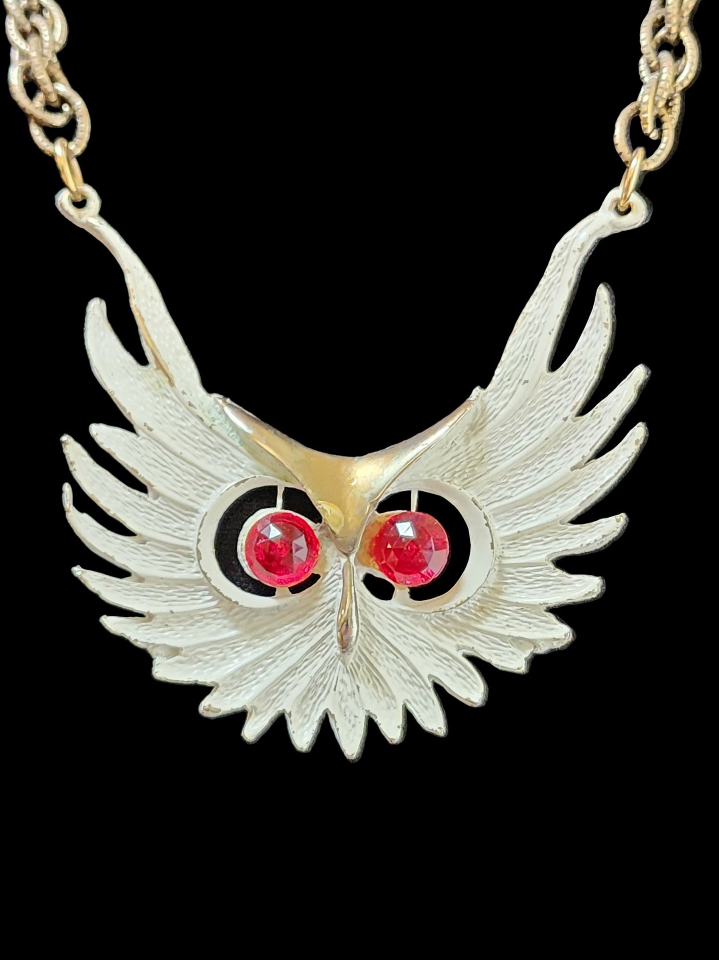 Vintage 1970s White Owl Pendant Gold Chain Necklace