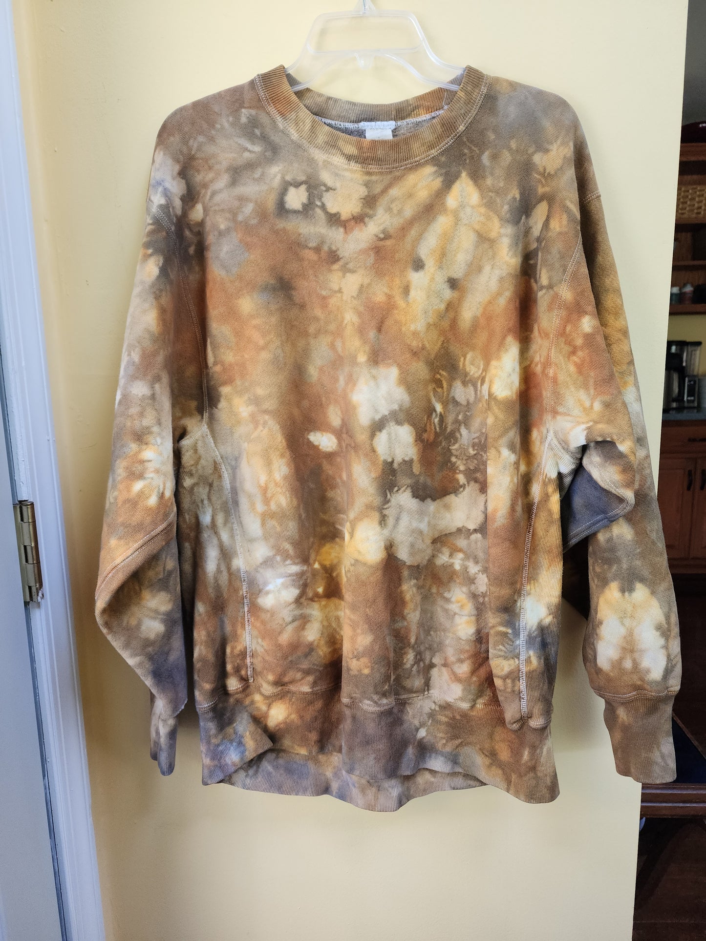 XL Vintage Upcycle Crewneck Sweatshirt Earthy Brown Tie Dye