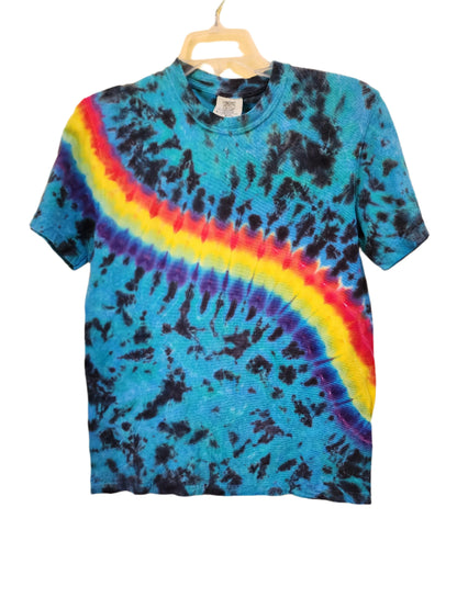 Small Rainbow Wave Tie Dye Unisex T-shirt