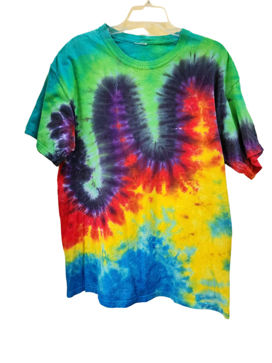 XL Wiggly rainbow tie dye tshirt *minor defect*