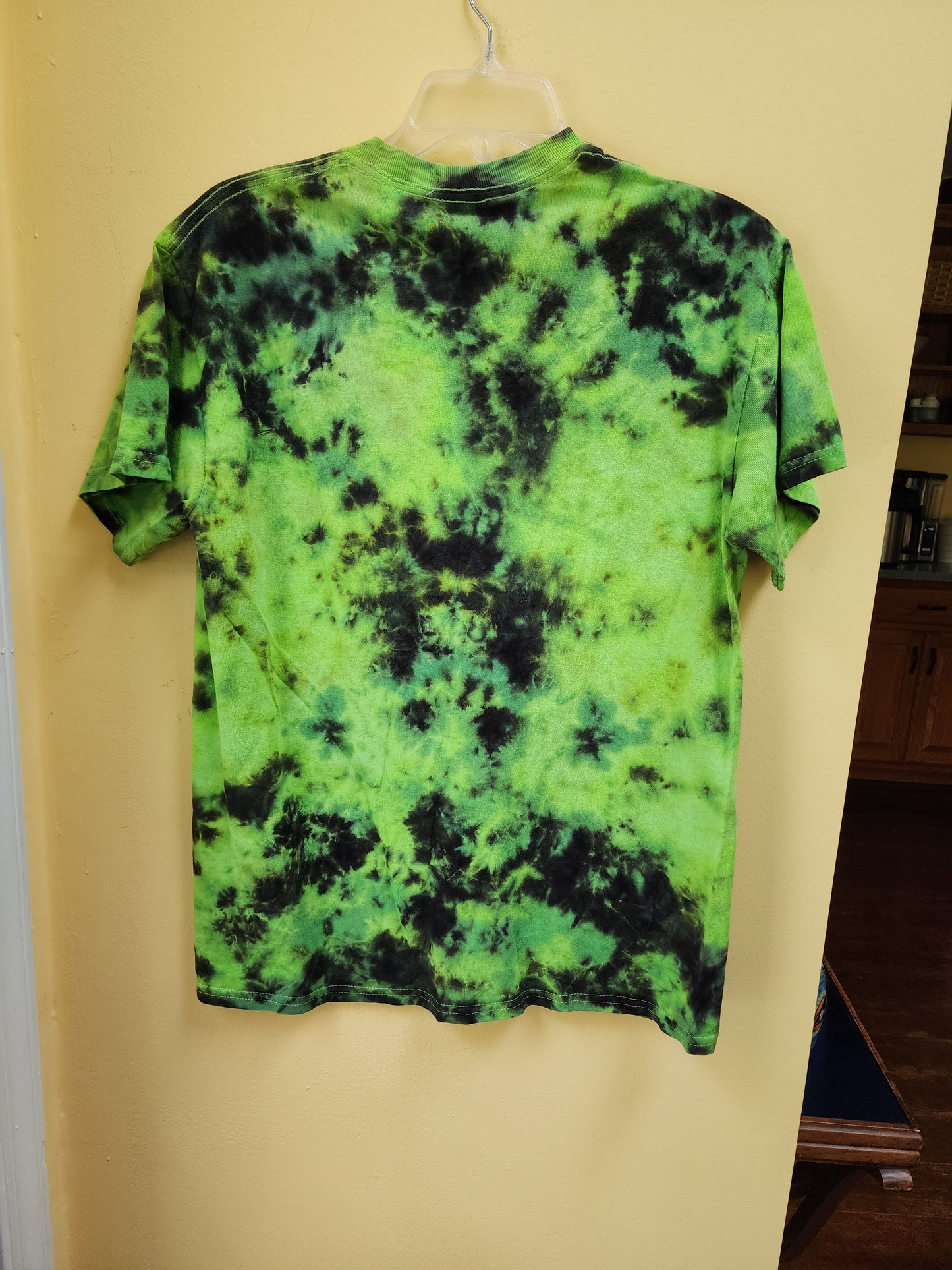 Small Portal lime pop green tie dye tshirt