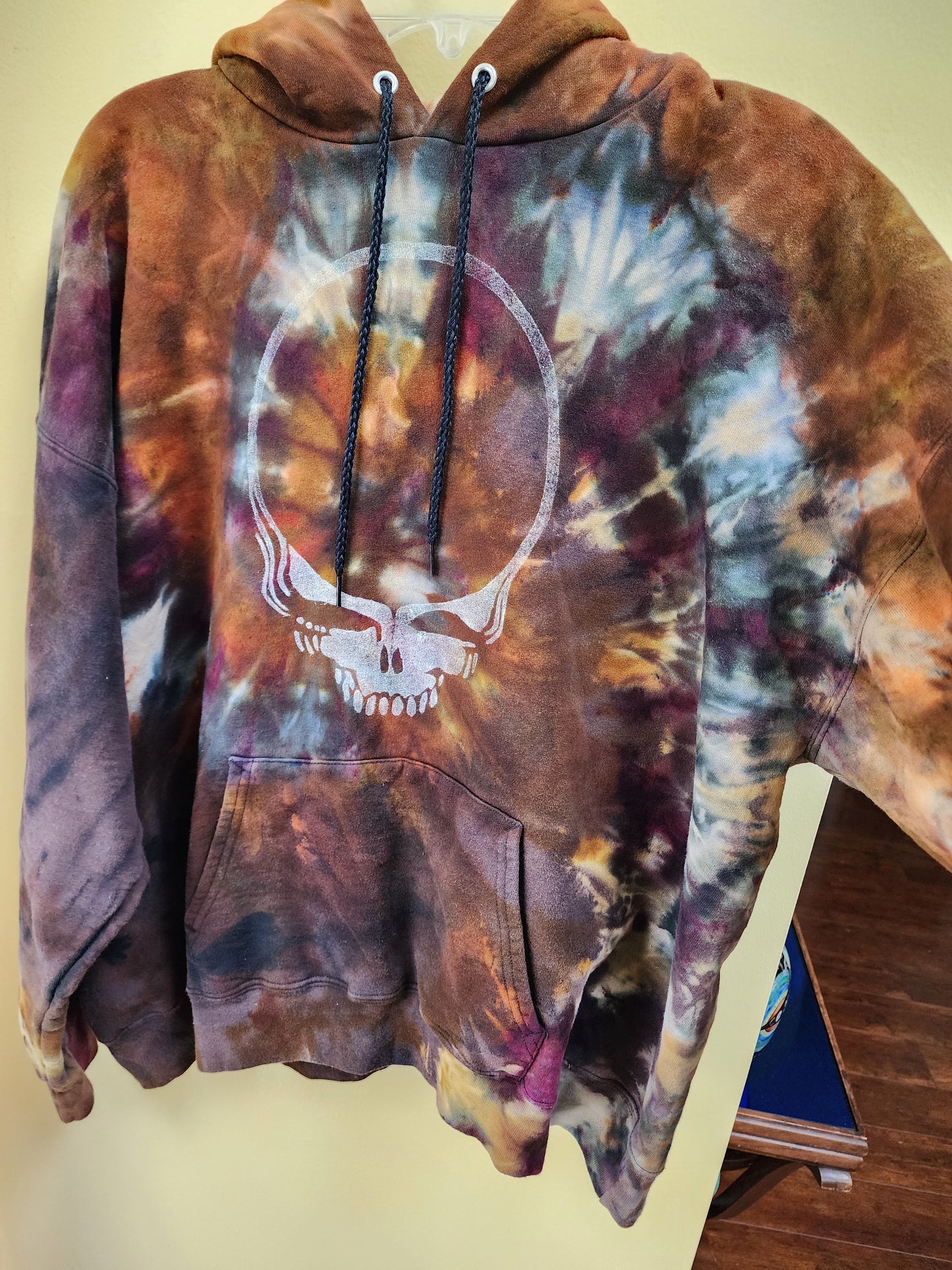 XL Brown Neutral Stealie Tie Dye Hoodie