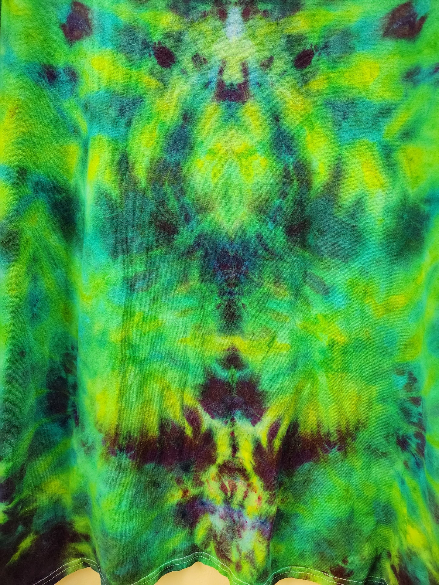 3X green psychedelic tie dye tshirt