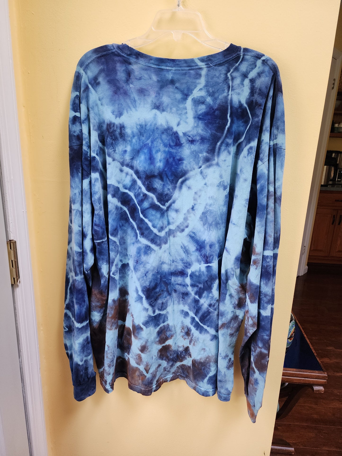 3X long sleeve blue geode tie dye tshirt