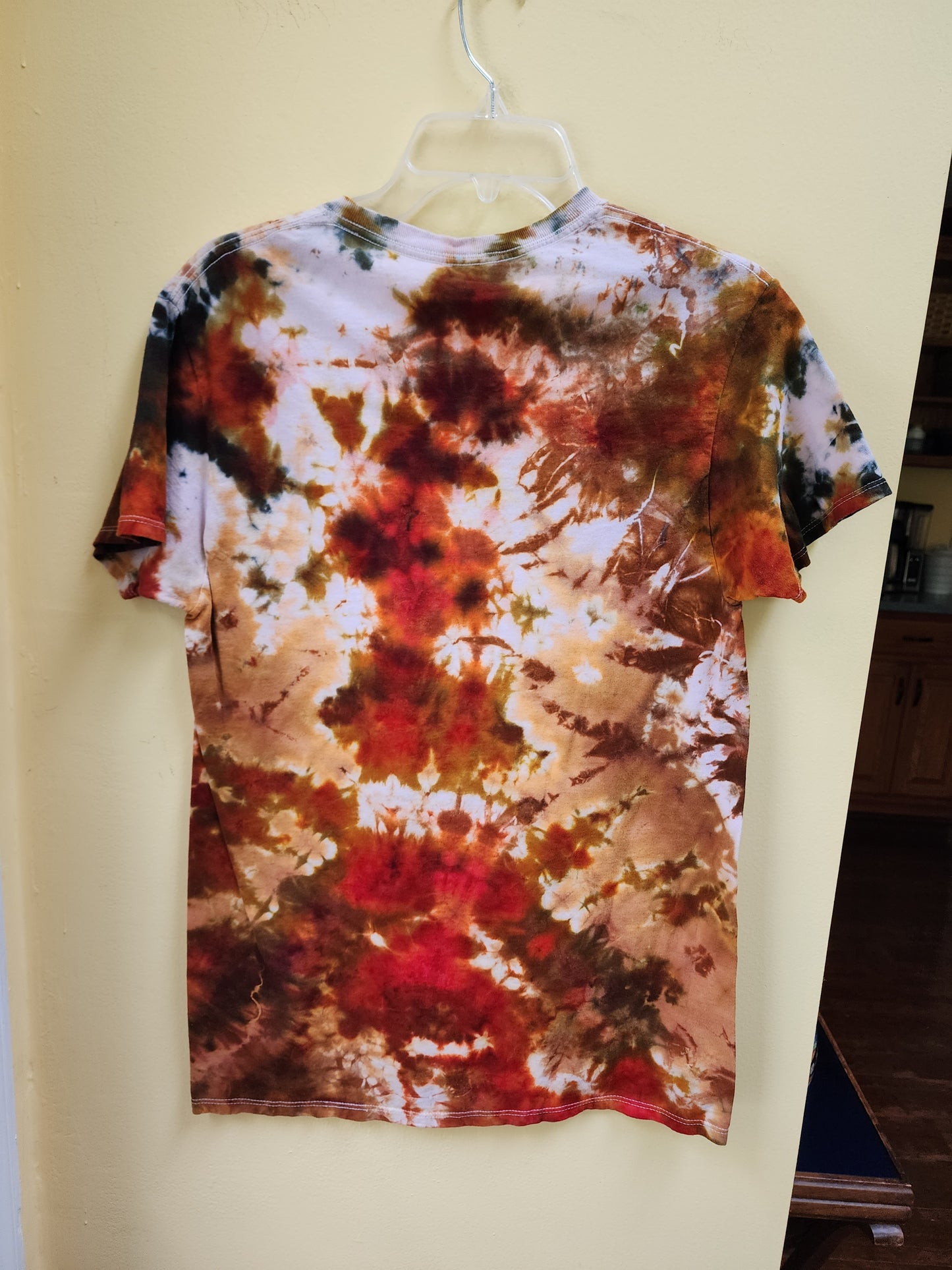 Medium Geode Portal Tie Dye Neutral T-Shirt