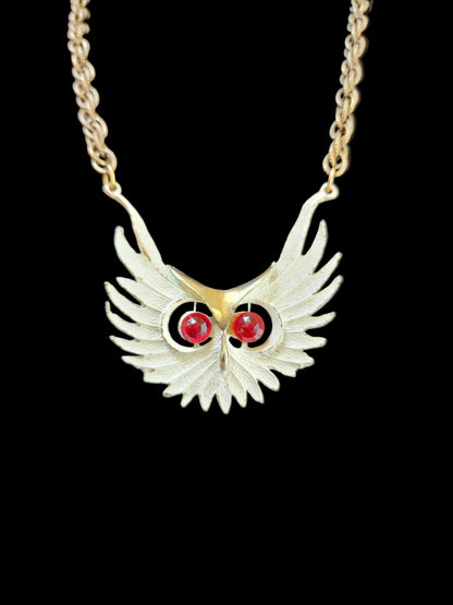 Vintage 1970s White Owl Pendant Gold Chain Necklace