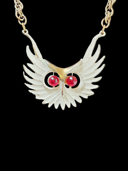 Vintage 1970s White Owl Pendant Gold Chain Necklace