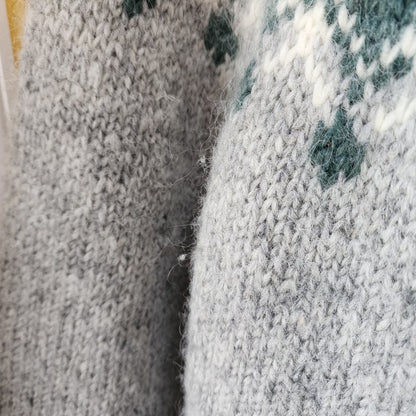 Vintage Handknit Icelandic Wool Cardigan Sweater Medium