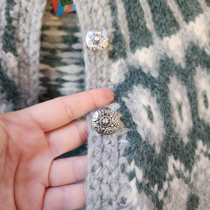 Vintage Handknit Icelandic Wool Cardigan Sweater Medium