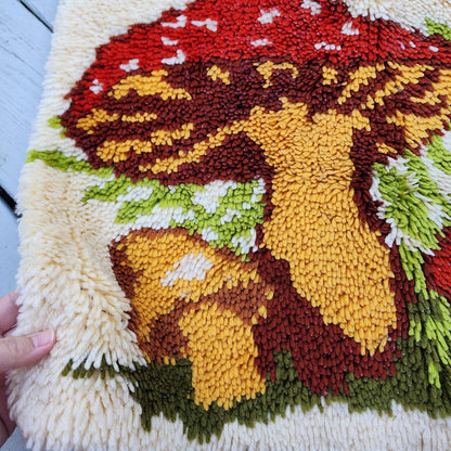 Vintage 1970s Mushroom Latch Hook Wall Hanging Or Rug - Mushroom Home Decor