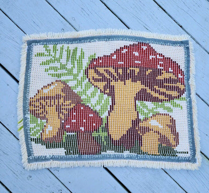 Vintage 1970s Mushroom Latch Hook Wall Hanging Or Rug - Mushroom Home Decor