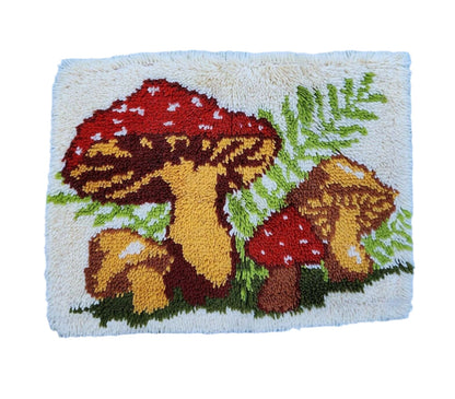 Vintage 1970s Mushroom Latch Hook Wall Hanging Or Rug - Mushroom Home Decor