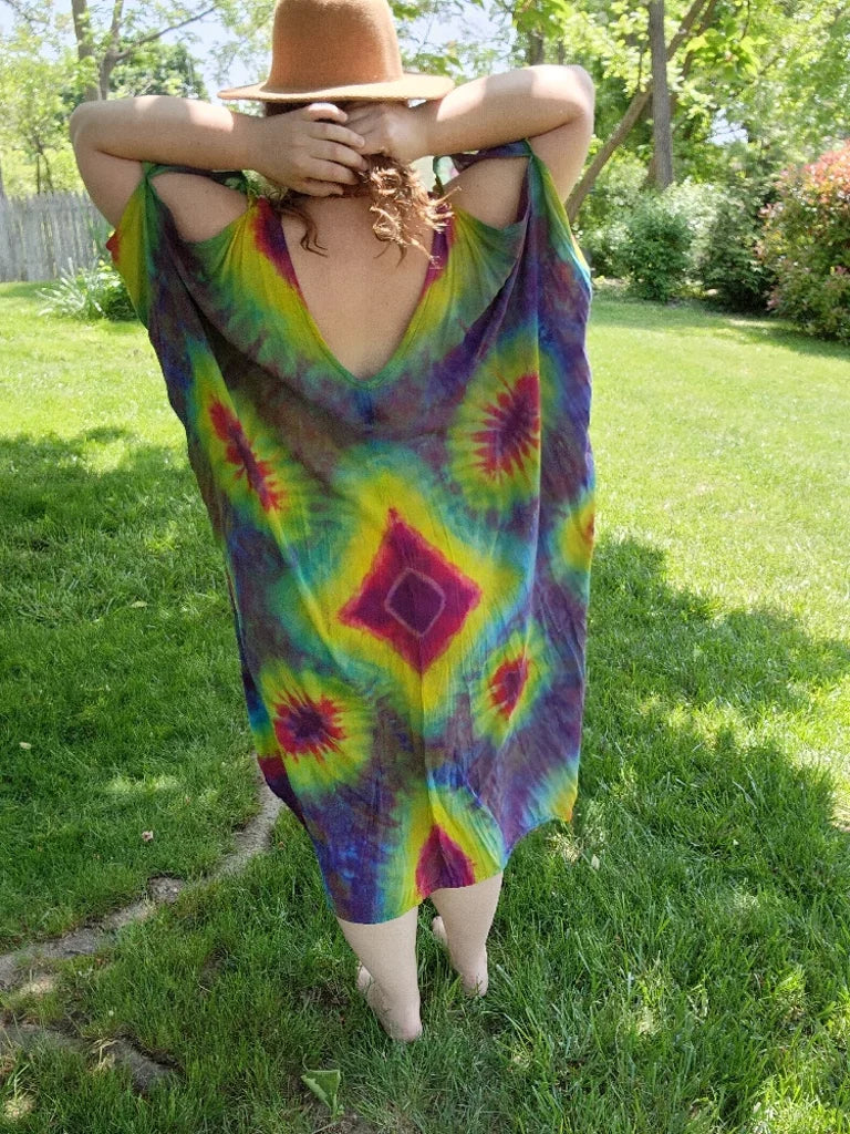 Rainbow shape shift kaftan one size